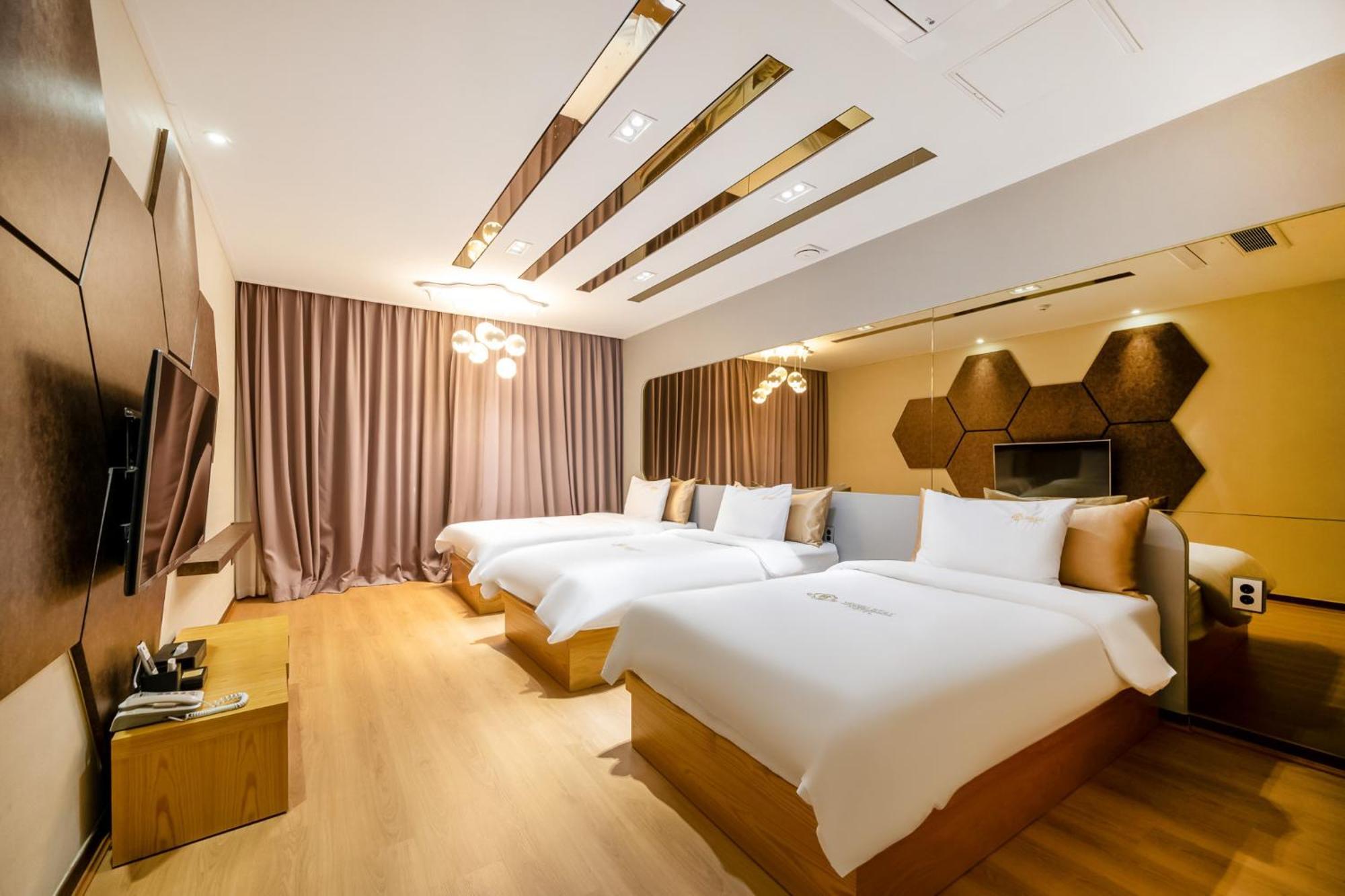 Yeosu Stay Hotel Стая снимка