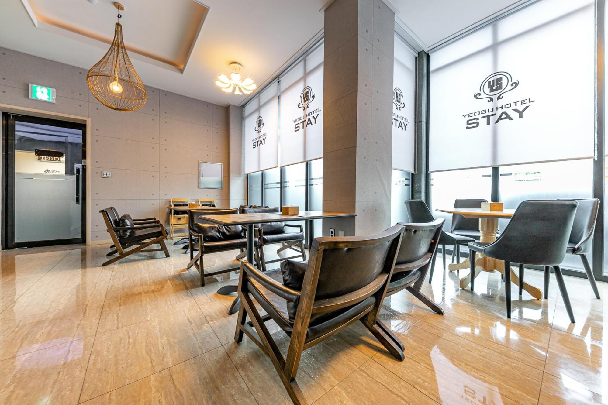 Yeosu Stay Hotel Екстериор снимка