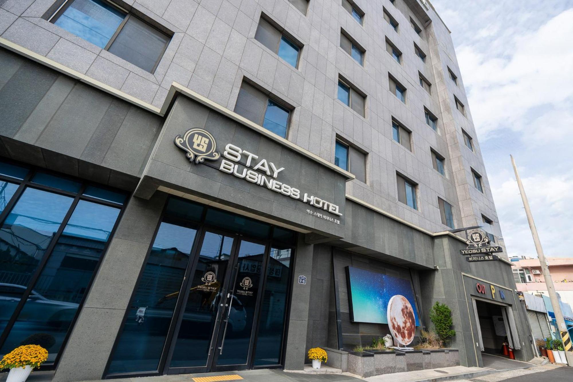 Yeosu Stay Hotel Екстериор снимка