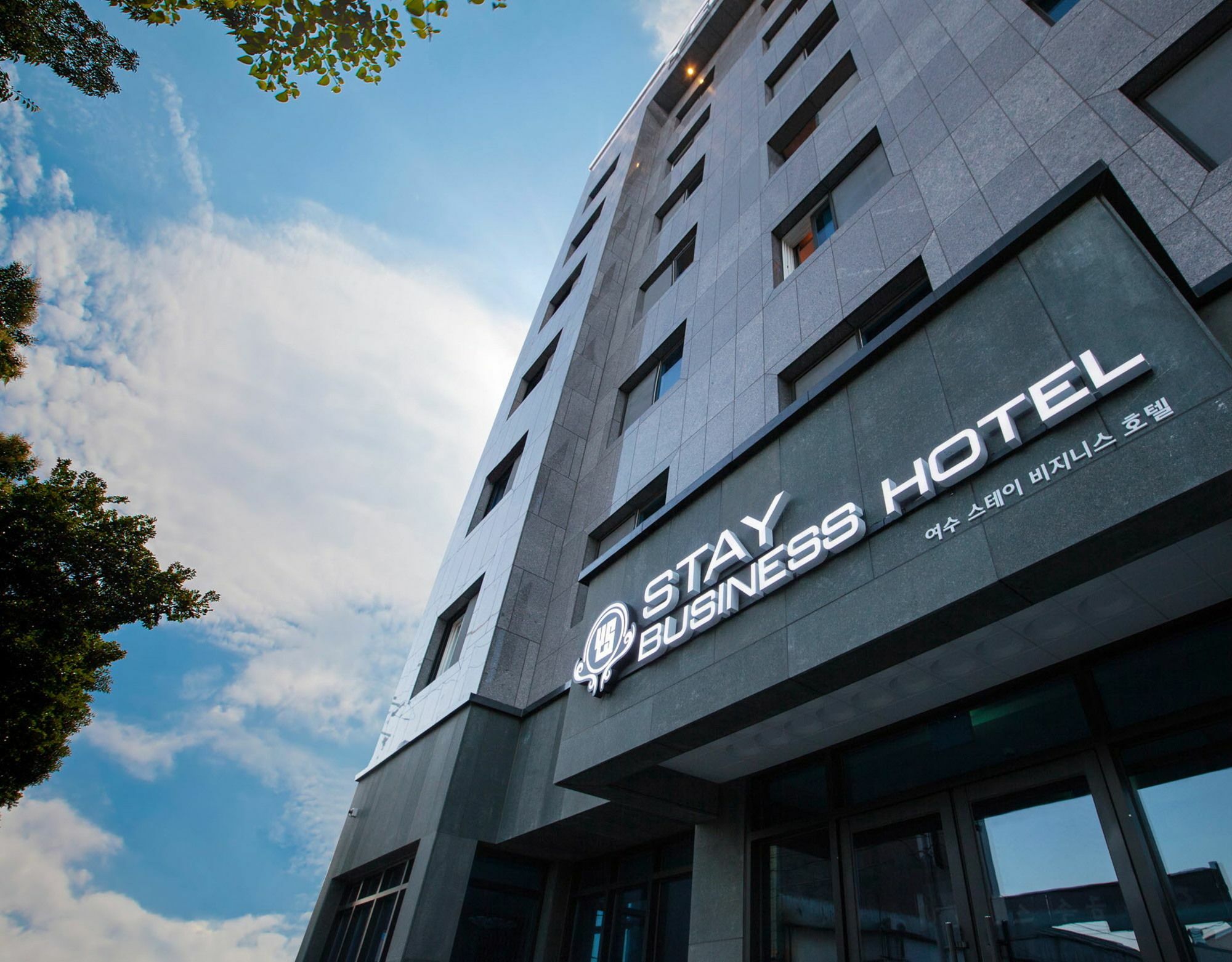 Yeosu Stay Hotel Екстериор снимка
